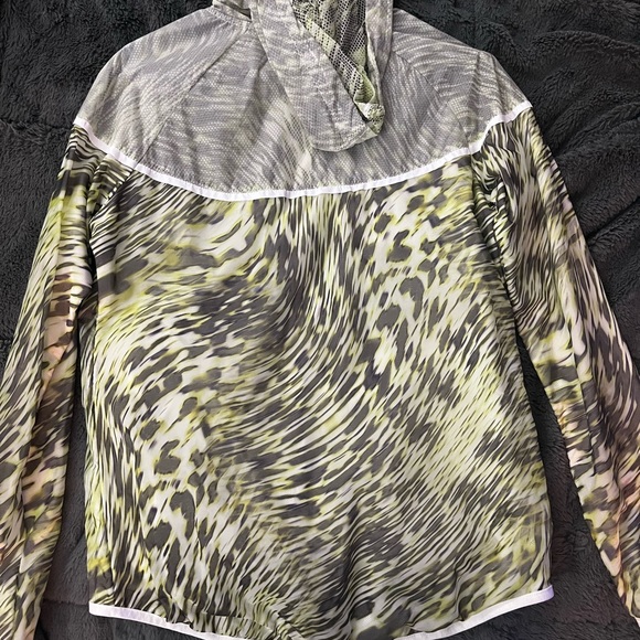 NIKE Women’s Windbreaker Jacket - Size M - Picture 5 of 5